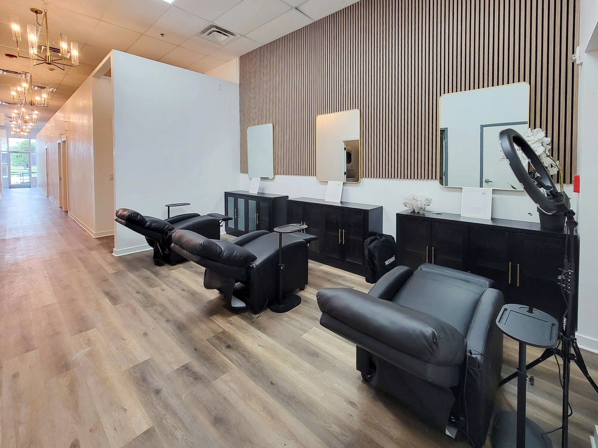 T Salon Suites - Waukee, IA Location